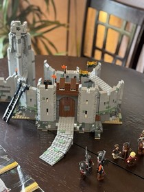 LEGO The Lord of the Rings: The Battle of Helm's Deep (9474) 100% Comp. NO BOX