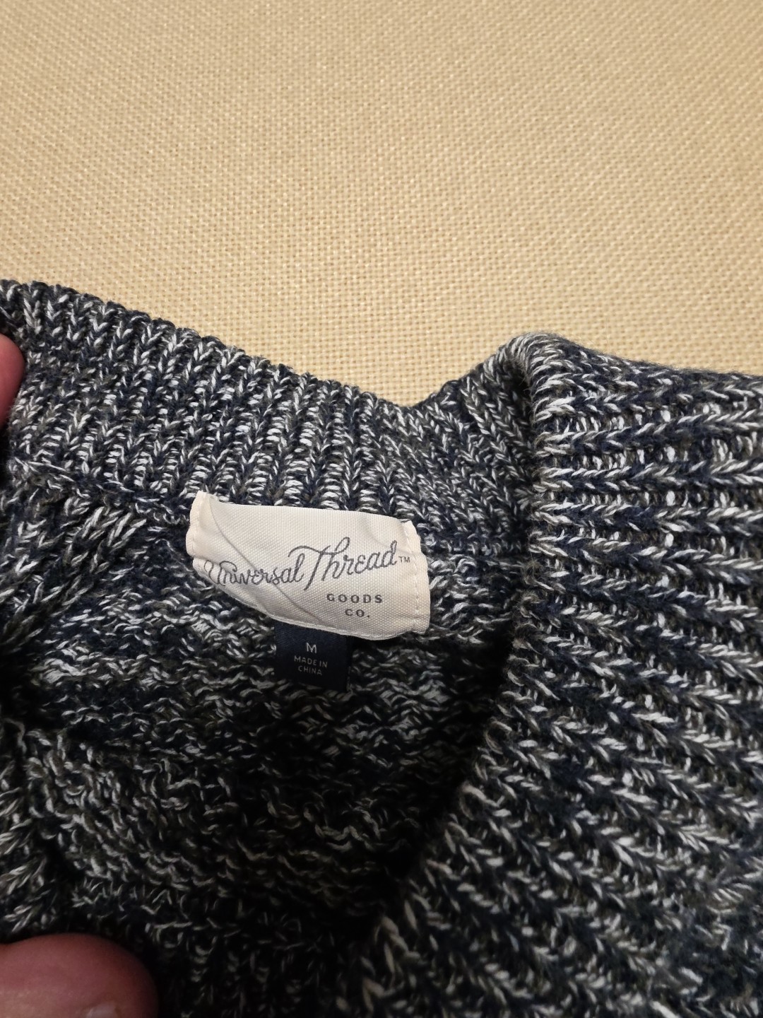 Universal Thread Sweater Womenn's Medium - image 2