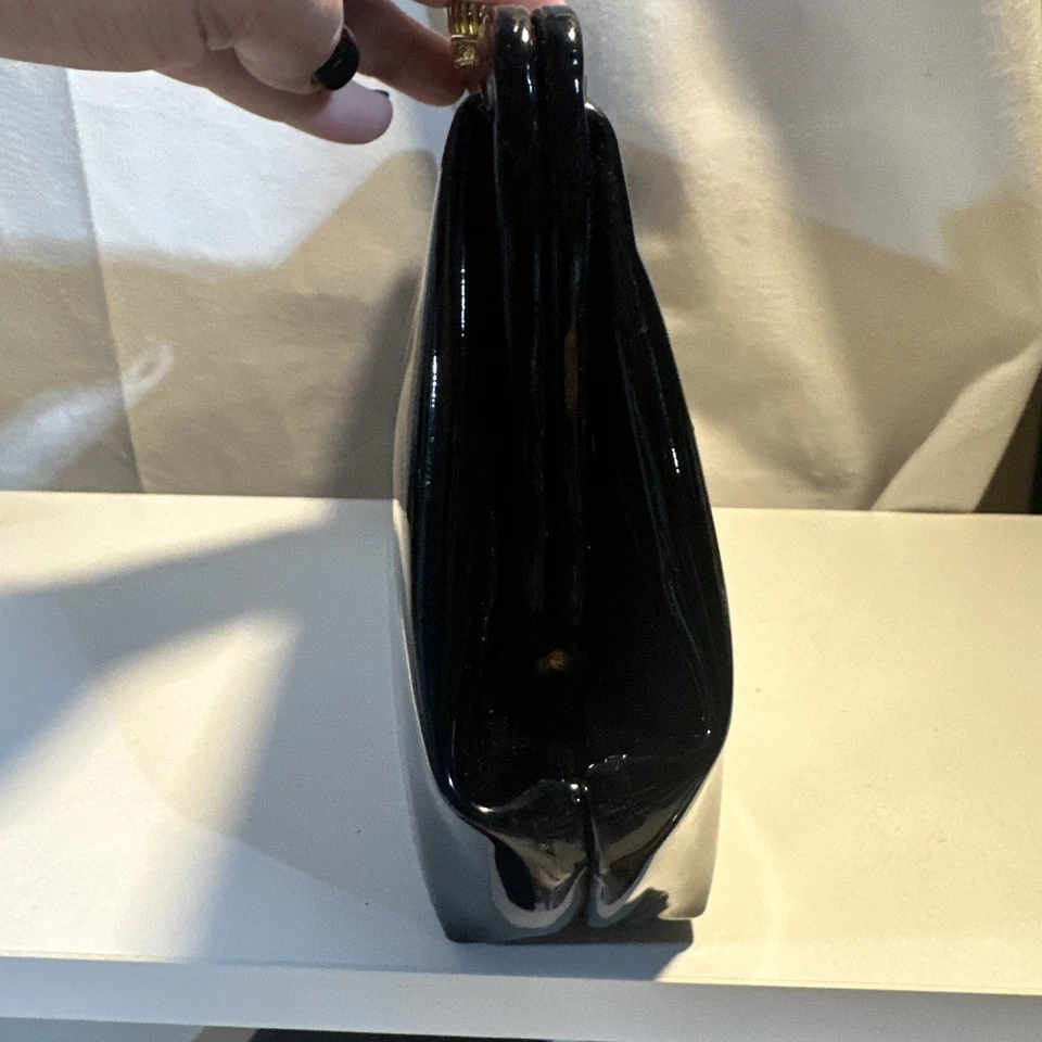 Bolso de Mano Vintage MM Imitación Charol Años 50-60 Usado en Excelente Condición Foto 3 de 4