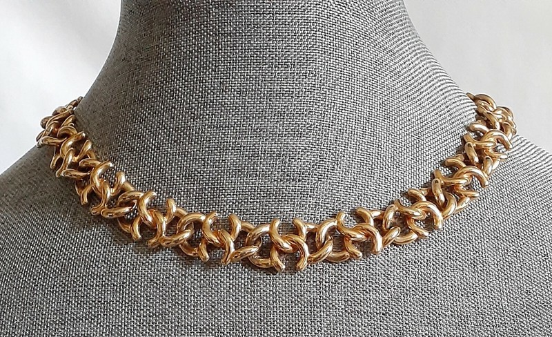 Anne Klein Modernist Gold Tone Choker Collar Statement Necklace Vintage 1980s