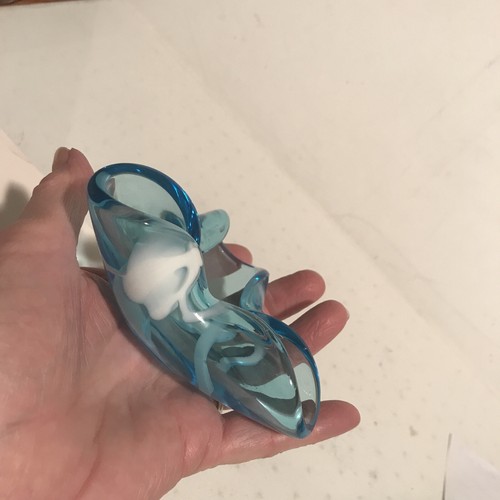 Vintage aqua & white hand blown 3 corner Viscosity Glass Ashtray Paperweight - Picture 8 of 9