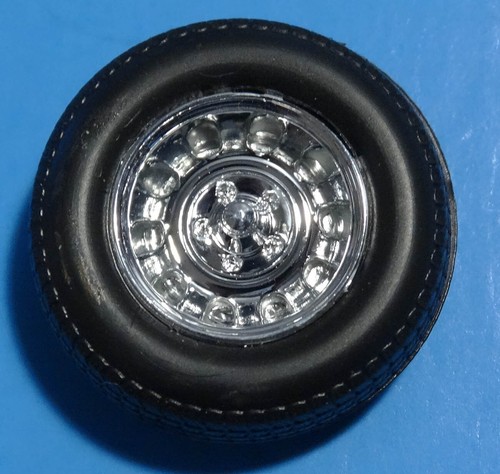 Revell 1970's Chrysler W21 Super bird Stock Chrome Rims & Tire Set 1/24 Scale - Picture 6 of 8