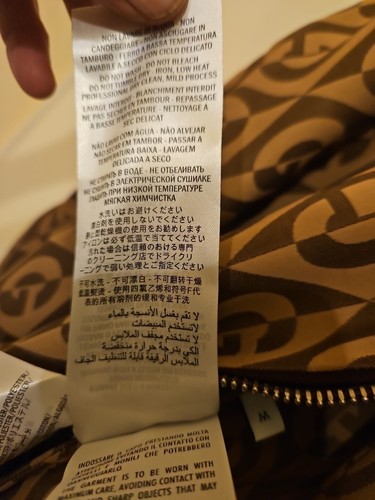 Gucci Trainingsjacke Mit GG-Logo, Größe M Sehr guter Zustand. - Bild 13 von 23