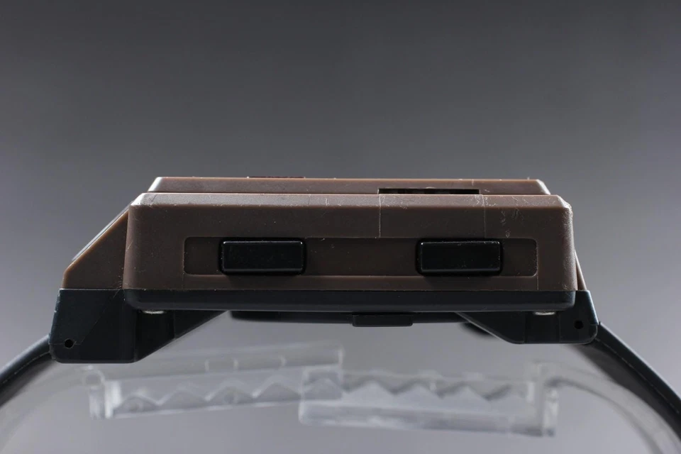 Винтажные цифровые часы 1998 Exc+5 SEIKOFREQUENCY B010-4000 Komuro Tetsuya ЯПОНИЯ - Изображение 3 из 4