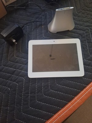Control 4 C4-TT7 7'' Tabletop Touch Screen White with Charging Dock