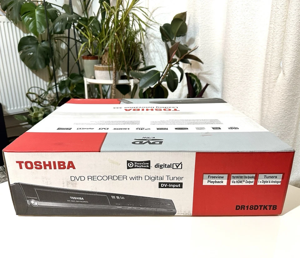 Toshiba DR18DTKTB HDMI DVD Recorder with Freeview Digital Tuner (Sealed) - Image 3 of 4