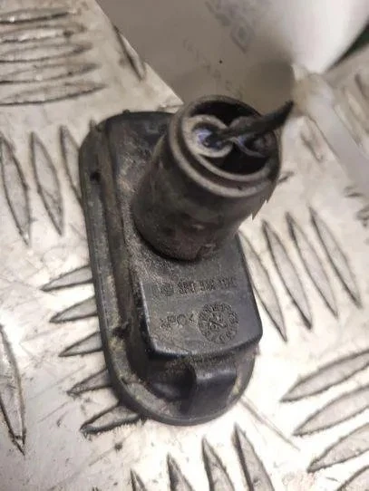 VW PASSAT Variant B5 3B6 Parafango anteriore sinistro segnale di svolta 3B0949117C 1.90 23935928 - Immagine 2 di 3