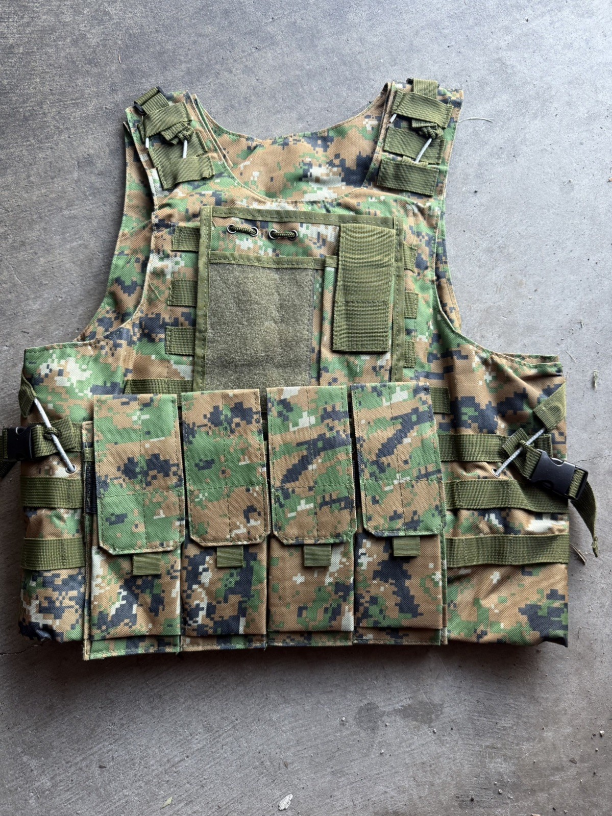 Combat Corps Camo One Size