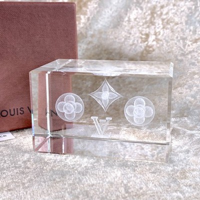 LOUIS VUITTON Monogram Crystal Briefbeschwerer VIP Geschenkartikel mit Box
