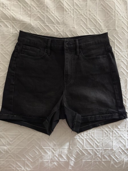 Calvin Klein Jeans black denim shorts size 10 women’s