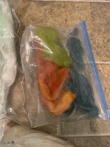 100% Wool Romney Roving Wool Multiple Colors- ~19 oz. - Picture 8 of 10
