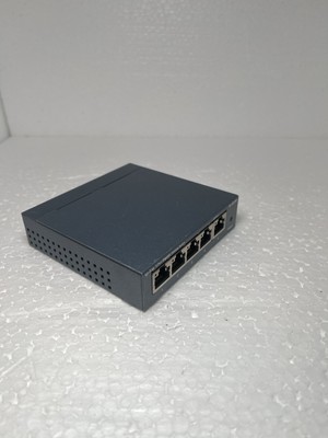 TP-LINK Technologies TP-Link (TL-SG105) 4-Ports External Switch