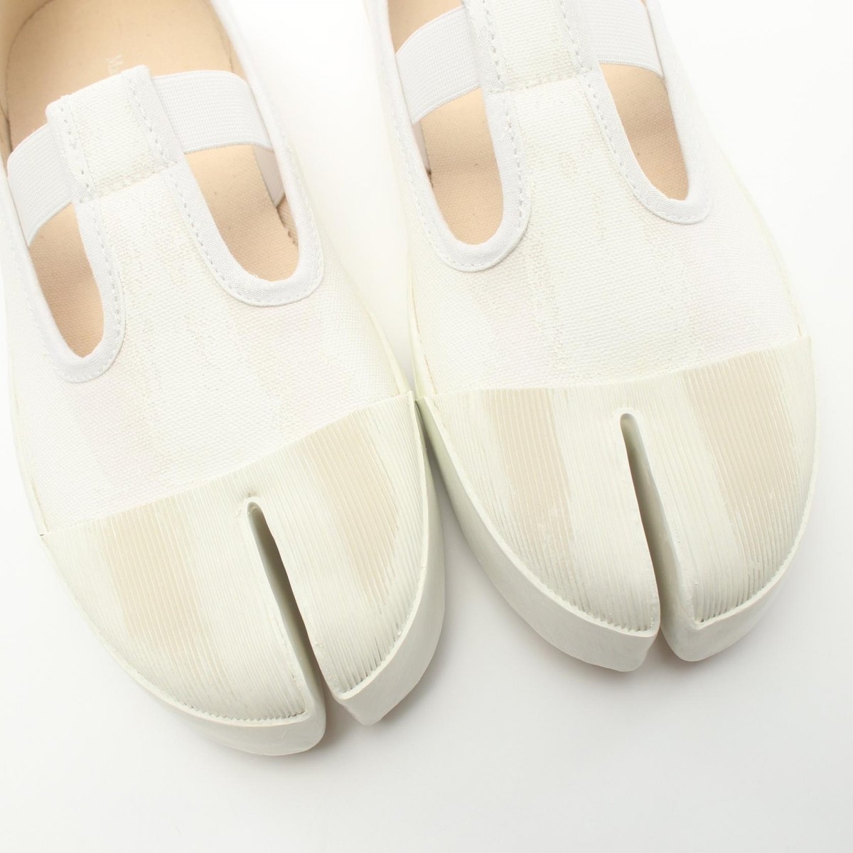Maison Margiela On the Deck Tabi Slip-on S39WS0115P7029HA479