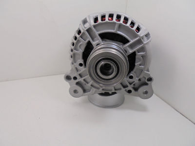 Lichtmaschine Audi A4 B8 A5 Sportback A6 C6 Avant Q5 8R 2,0 TDI 03G903016E COM