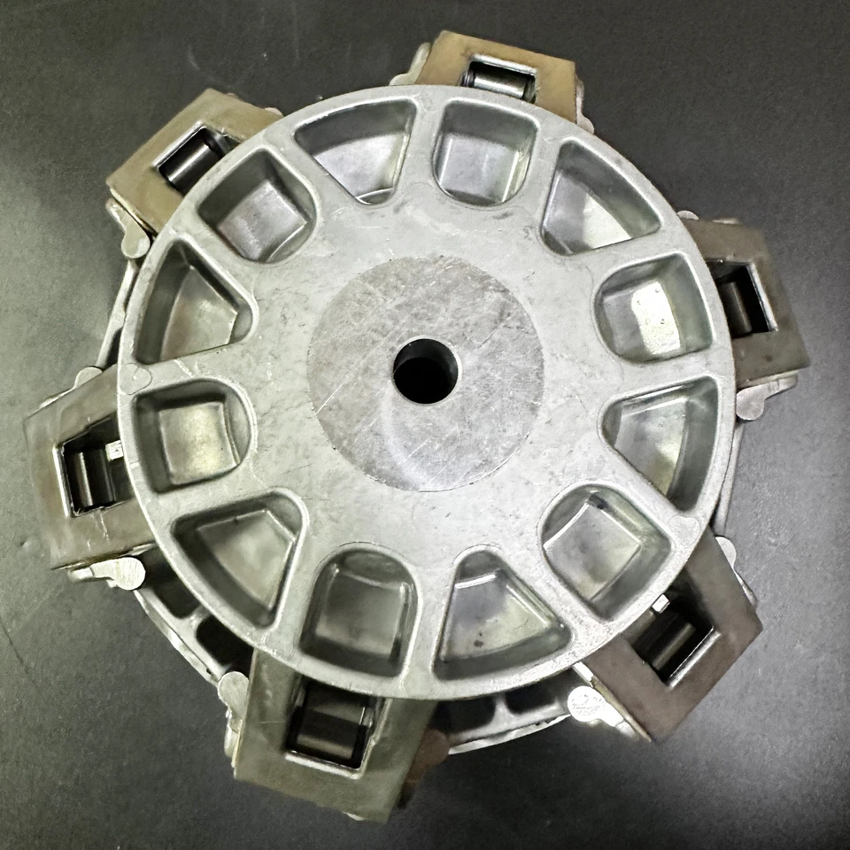 Embrague de accionamiento primario 420281390 para CAN-AM BOMBARDIER OUTLANDER 330 400 450 650 Foto 4 de 4