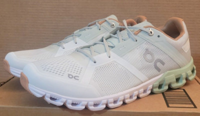 ON-Running Women's Cloudflow Running Shoe  Size: 10.5   Aloe/White    25.99636