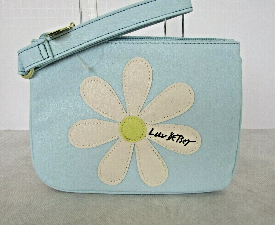 Luv Betsey Johnson Daisy Wristlet Floral Blue Clutch 8" x 6" NWT - Image 2 of 4