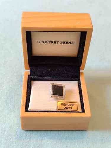 Signed Geoffrey Beene Silver Tone Black Onyx Tie Tac Lapel Pin In Wood Box - Picture 2 of 8