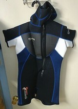 Mares 7 5mm Evolution Lady Wetsuit w/Hood Woman Size 4 Scuba Dive Diving 1-Piece