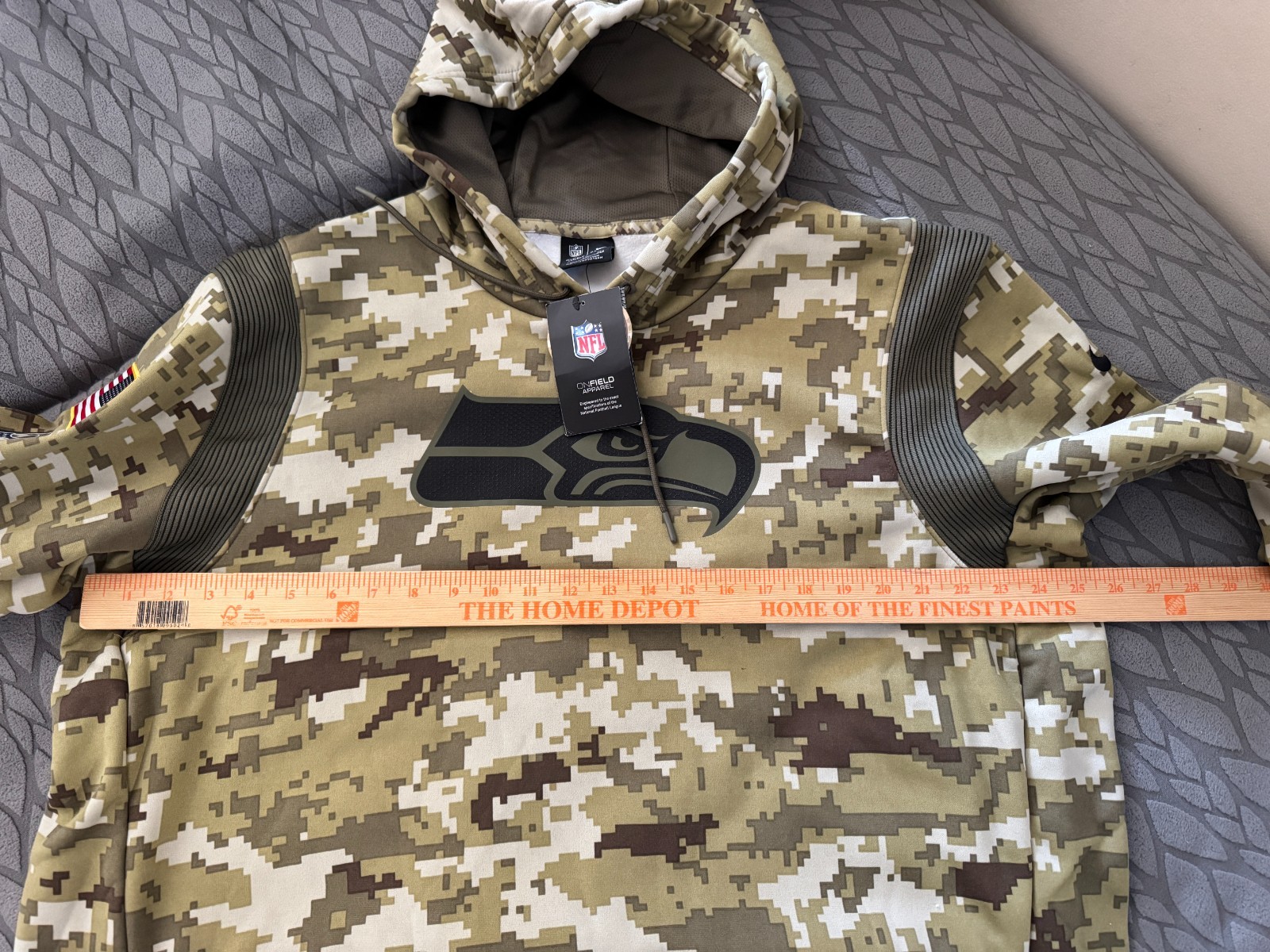 Nike Seattle Seahawks Team Issue Salute To Service Hoodie NFL Sideline Mens 2XL thumbnail 11