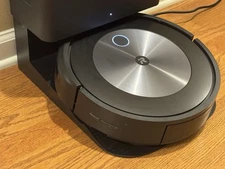 iRobot Roomba  j7+ (J755020) Wi-Fi Self-Emptying Robot Vacuum - 33 Hrs Only