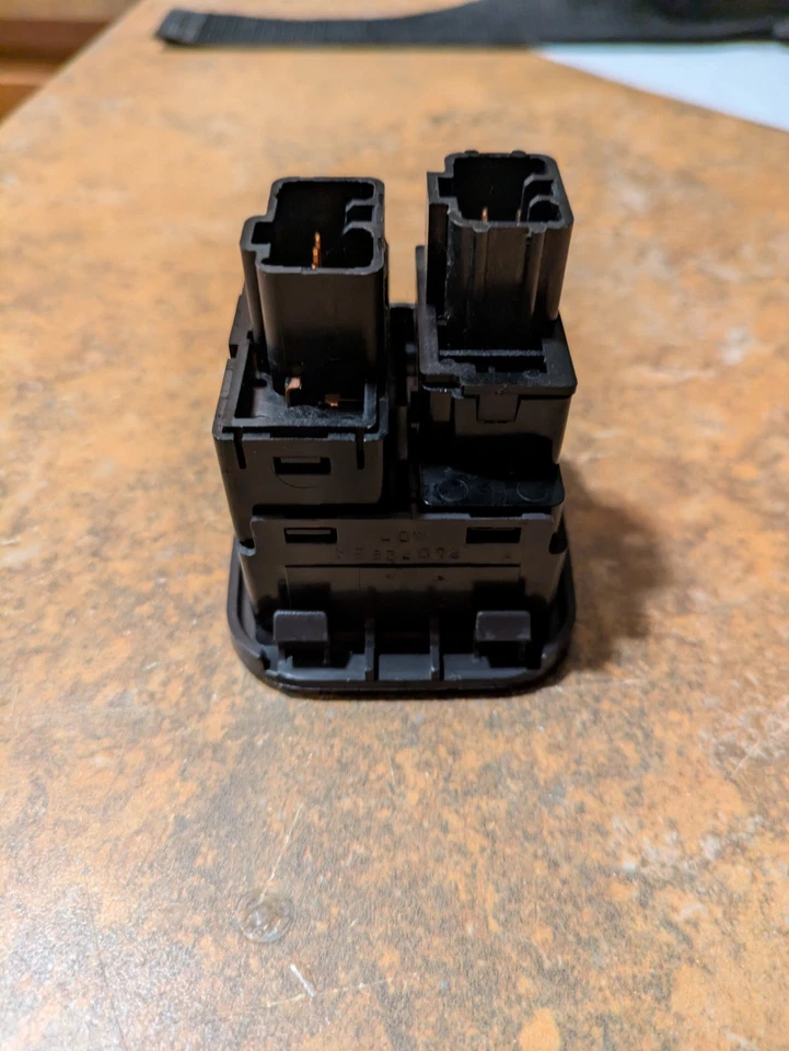 Interruptor limpiaparabrisas Mitsubishi 3000GT Stealth botón escape activo bisel como está Foto 2 de 3