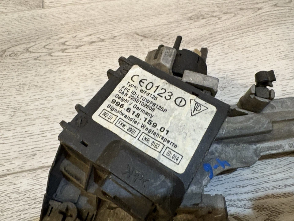Conjunto de bloqueo de dirección de encendido con llave Porsche 911 / 996 99634701706 Foto 3 de 4