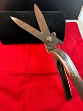 Vintage Hand Grass Trimmer Shears Lawn Clippers Still Work Just Need Cleaned