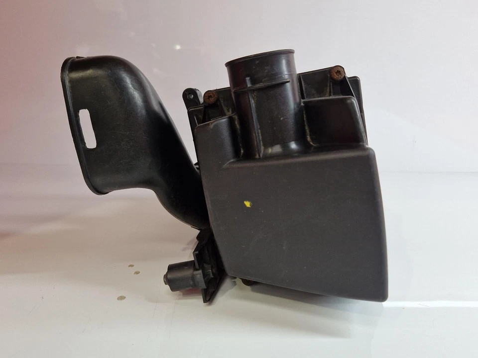 Ford Fiesta Airbox 2011 1,4 L gasolina SPJA/SPJC Foto 3 de 4