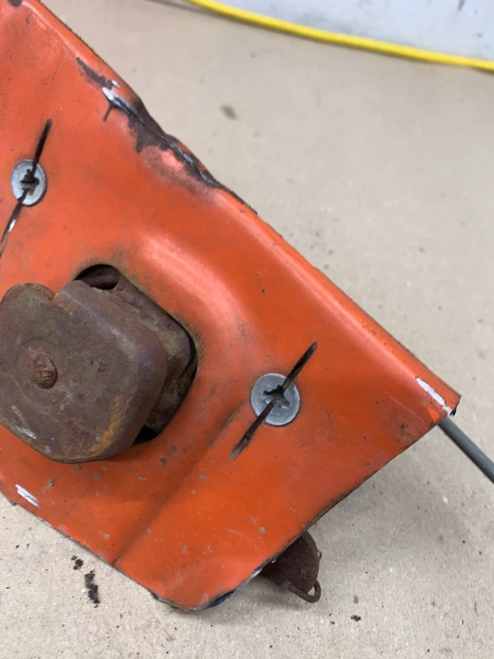 Chevrolet C20 C10 1967 1968 1971 1972 puerta pasajero derecho pestillo montaje enlace Foto 4 de 4