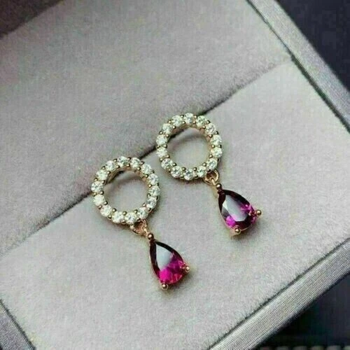 Pendiente colgante de mujer enchapado en oro amarillo de 14k 2,2 quilates pera simulada rubí rosa Foto 3 de 3