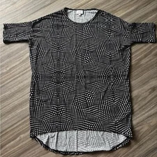 LuLaRoe Black and White Geometric Short Sleeve Tee