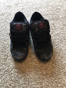 adio heartagram shoes