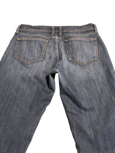 Old Navy Capri Jeans Womens Size 6 Cropped Medium Wash Denim Pants Straight - Picture 7 of 9