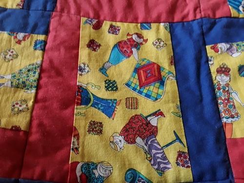 Project Linus Hand pieced Quilt 36" x 43" Funny quilting ladies - Picture 4 of 7