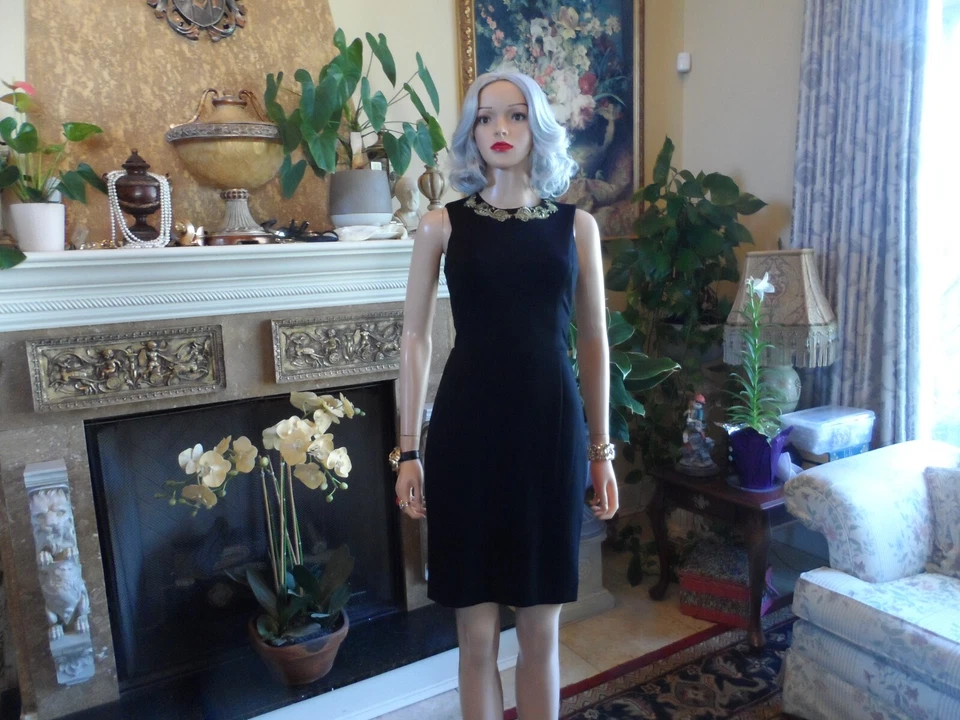 Vestido Vaina Jason Wu Colección Otoño 2011 Negro con Detalle Bordado Dorado Talla 2 Foto 3 de 4