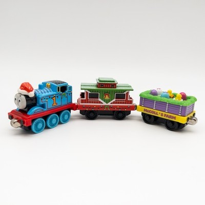 Thomas & Friends Take N Play Diecast Lot Holiday Thomas Caboose & Easter Egg Car