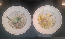 Lot of 2 Wildflower Meadow by Marjolein Bastin 8" Plates UNUSED (B3-E10)