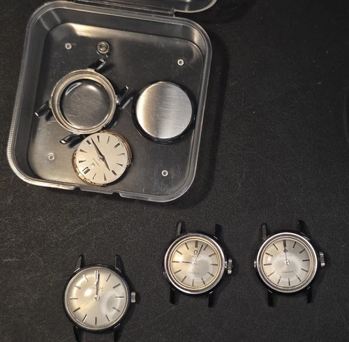 Lot of 4 Vintage Omega Watches: 2 Seamasters (to be overhauled) + 2 Omega (works