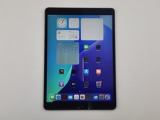 Apple iPad Air 3rd Gen. A2152 256GB Wi-Fi Only 10.5" - SMALL ISSUE - H9102