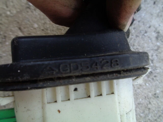 MAZDA 626 1999 arnés de puerta delantera cables cable lado izquierdo del conductor OEM Foto 3 de 3