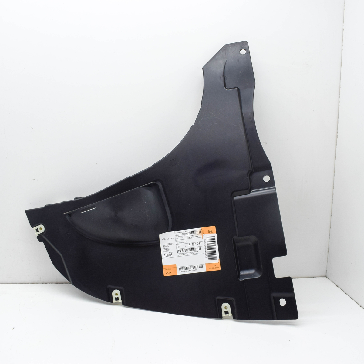 NEW BMW 1 F40 FRONT LEFT WHEEL LINER EXTENSION 51718497237