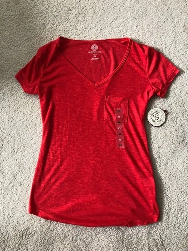 So Perfect Women's Size XS V-Neck Pocket T-Shirt Red Short Sleeve New