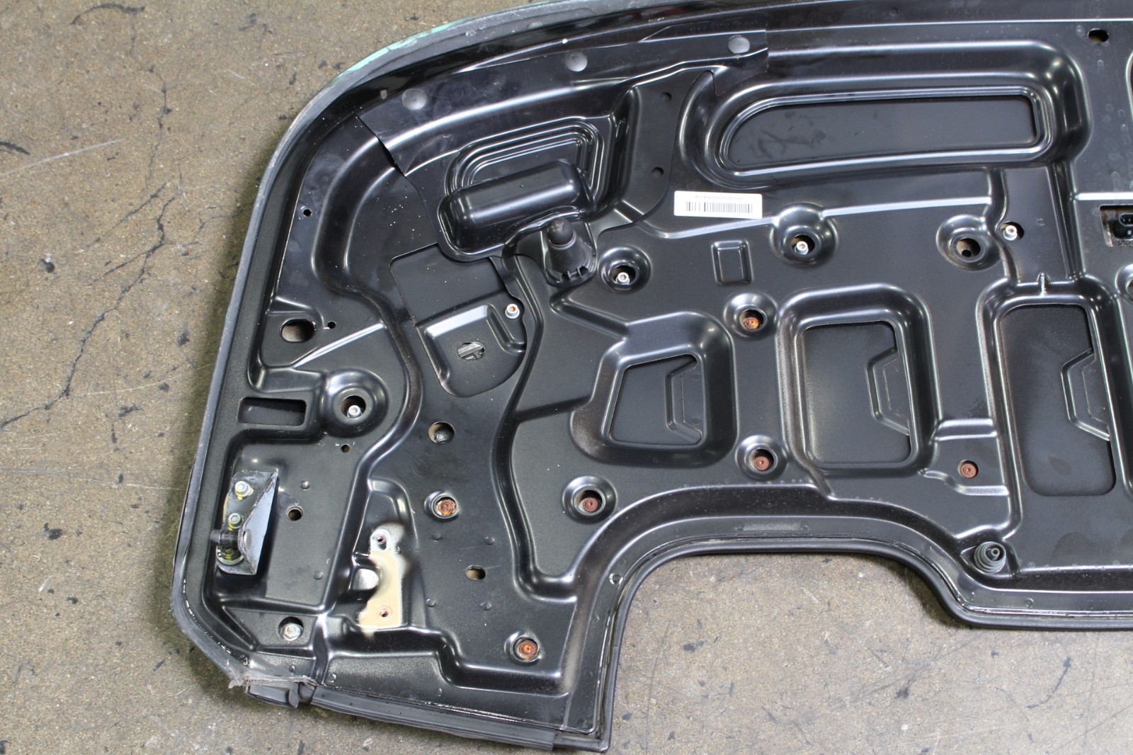 Maserati Granturismo Cabrio, Tonneau Cover Panel, Wrapped, Used, P/N 82859000