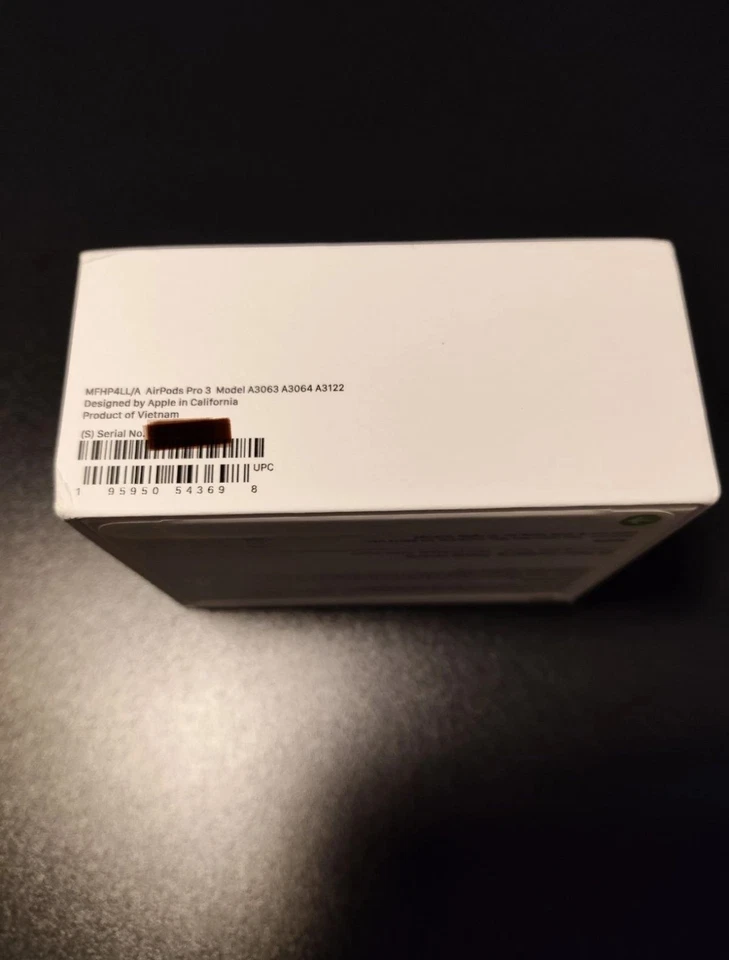 BRAND NEW Apple Airpod Pro 3rd w/Magsafe Case FATORY SEALED* - Image 4 of 4