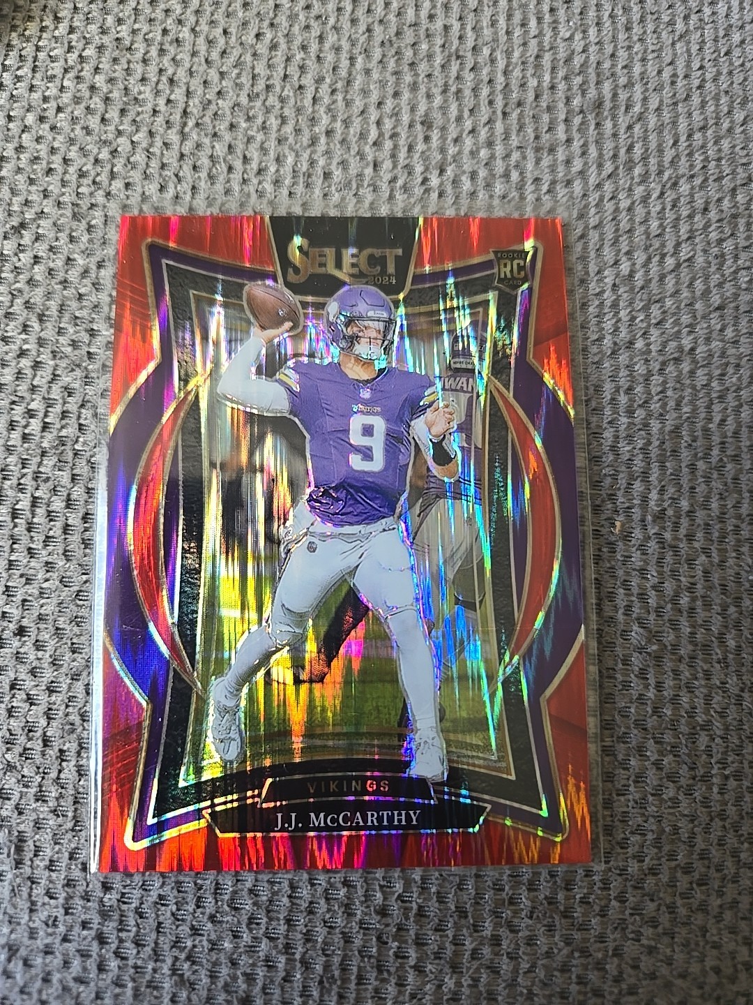 2024 Panini Select - Concourse J.J. McCarthy #24 Red Shock Prizm /249 (RC) 