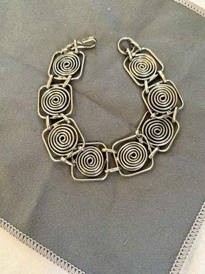 Woman s Hand Crafted Wire Art Braces Measuring 7.5 Inches 