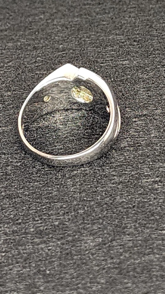 Men’s 10k White Gold Ring Black Onyx And Diamonds 4.96DWT Size 11 Excellent  - Image 3 of 4