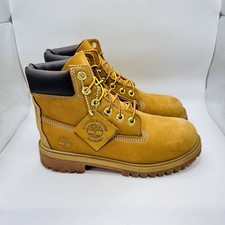 Timberland Junior  s Nubuck 6 Inch Premium Waterproof Classic Boots Size 4.5Y