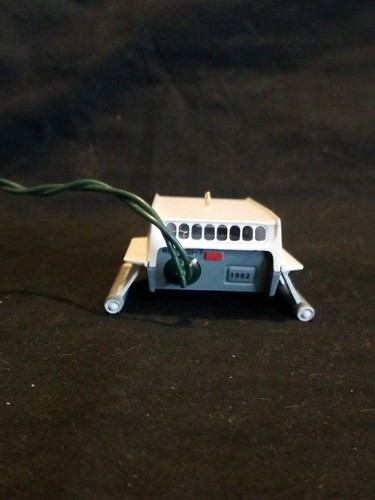 NIB Hallmark Keepsake Ornament, Magic Voice & Light ST "Shuttlecraft Galileo" - Picture 4 of 7